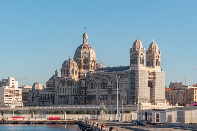 Marseille Scavenger Hunt and Highlights Self Guided Audio Tour - Opera Municipal de Marseille and Hôtel de Ville