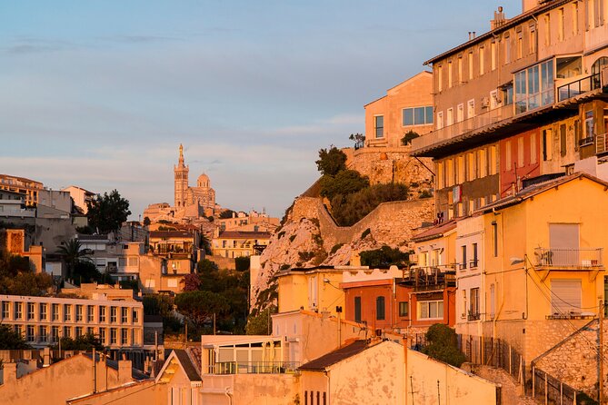 Marseille Scavenger Hunt and Highlights Self Guided Audio Tour - How the riddles change the walk