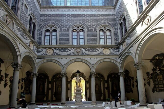 Medici Secrets & Mysteries: Interactive Walking Tour Game - Palazzo Vecchio and Florence’s political center