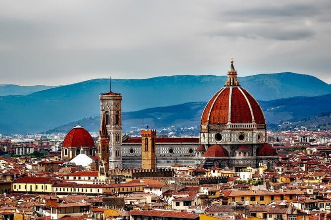 Medici Secrets & Mysteries: Interactive Walking Tour Game - Reaching Pitti Palace and Piazza de’ Pitti