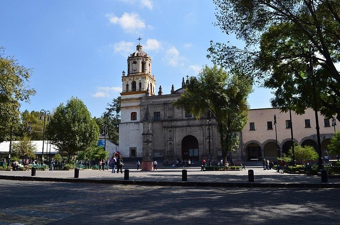 Mexico City Coyoacán, Frida Kahlo Exploration Game and Tour - Jardín del Arte Allende
