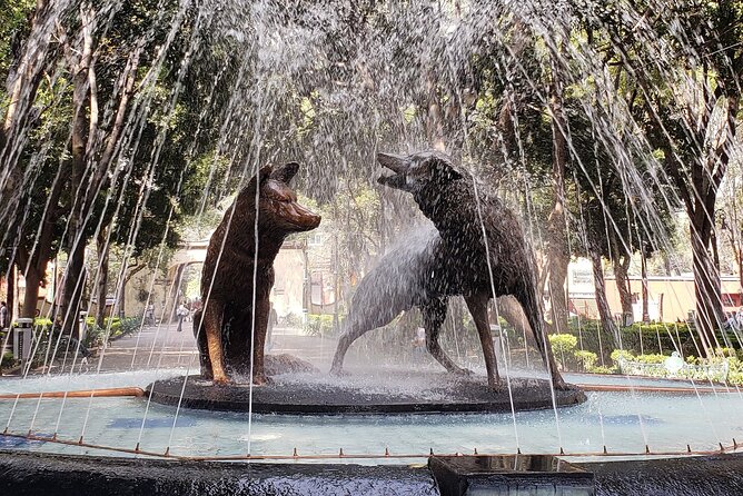 Mexico City (Coyoacan) Scavenger Hunt and Sights Self-Guided Tour - How the questions and photo tasks change the walk