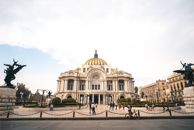Mexico City (Historic Centre) Scavenger Hunt and Self-Guided Tour - Why the private format matters