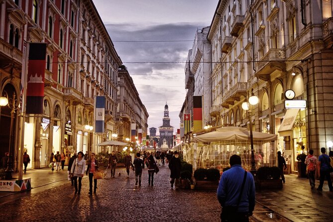 Milan Scavenger Hunt and Highlights Self-Guided Tour - Who will enjoy this most