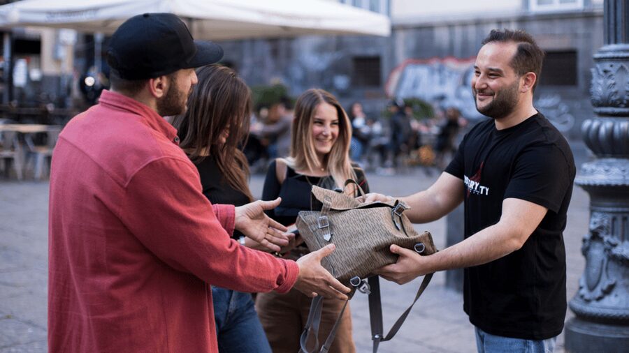 Milan: Treasure Hunt & Walking Tour - Starting at The Impossible Society on Corso di Porta Ticinese