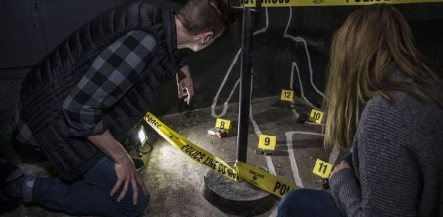 Molde: Serial Killer Escape Room Game - Sixty minutes inside the decorated rooms