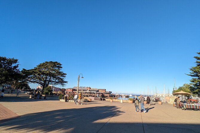 Monterey Fisherman's Wharf and Presidio Scavenger Hunt - A self-guided route through Monterey