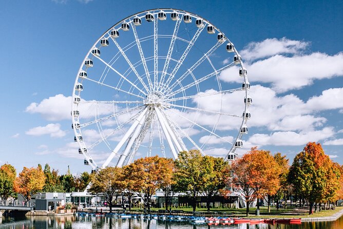 Montréal Scavenger Hunt and City Highlights Walking Tour - Bonsecours Market and nearby streets
