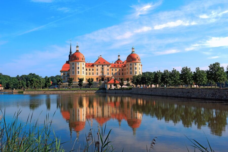 Moritzburg: Scavenger Hunt Self-Guided Walking Tour - Walking distance, weather, and access