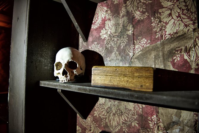 moviESCAPE Stockport SAWtopsy horror themed escape room game - Key points to know before booking