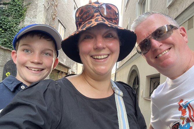 Mozart's Salzburg Exploration Game and Tour - Café Tomaselli: a historic coffee stop