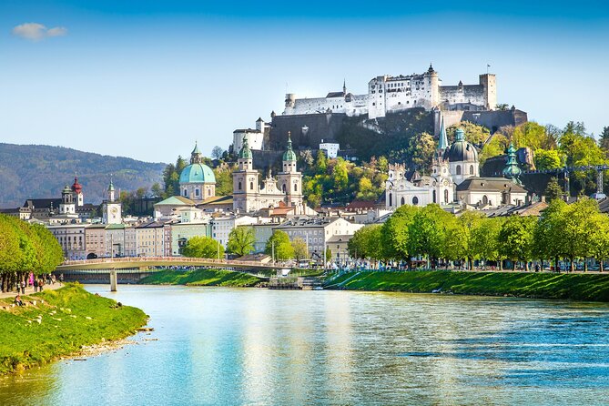 Mozart's Salzburg Exploration Game and Tour - Mozart Residence: family life behind the famous name