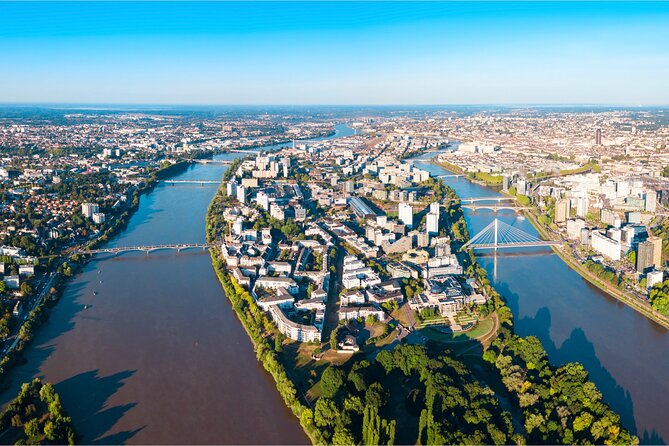 Nantes Scavenger Hunt and Highlights Self-Guided Tour - How the Nantes game works from the first clue