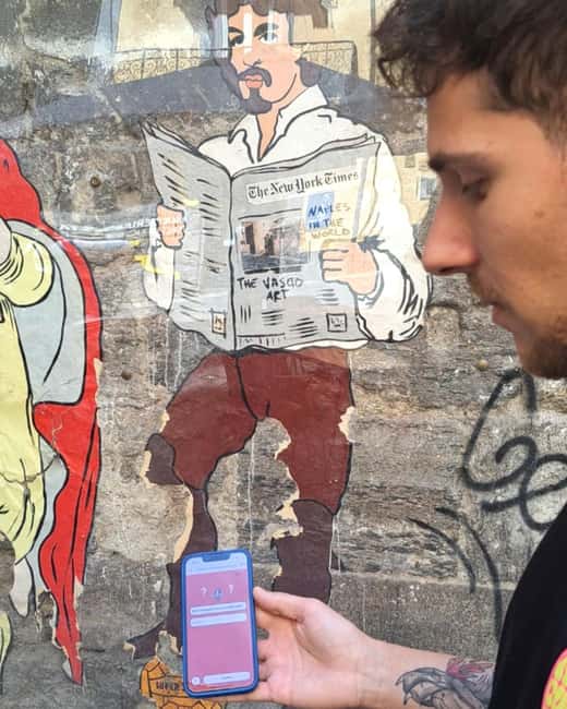 Naples: Family Mythology Treasure Hunt w/ Food Stop - The Doll Hospital and the city’s small surprises
