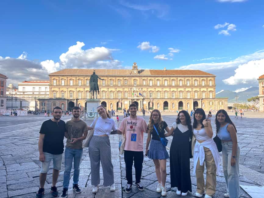 Naples: Family Mythology Treasure Hunt w/ Food Stop - From Via Duomo to Pio Monte della Misericordia