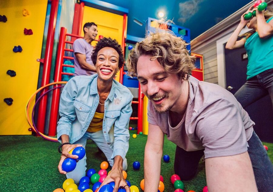 Nashville: 1-Hour Escape Room Adventure in Berry Hill - The 60-minute limit changes the mood