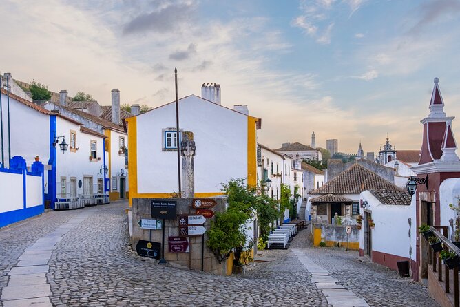 Óbidos Scavenger Hunt and Sights Self-Guided Tour - Why the flexible timing matters in Óbidos