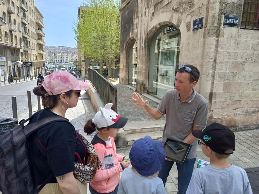 "Old Marseille" district tour and treasure hunt - Key details at a glance