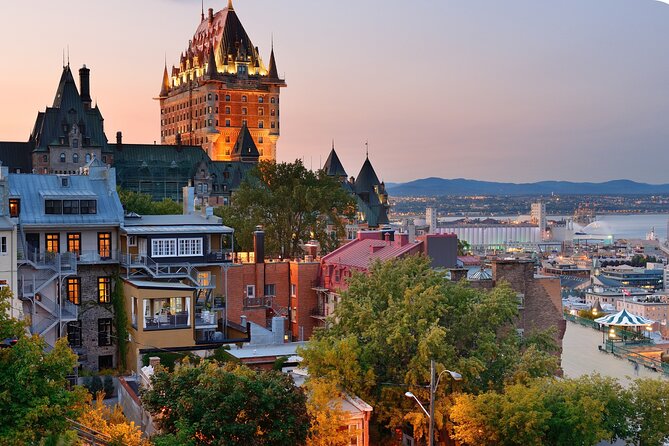 Old Quebec Scavenger Hunt and Highlights Self Guided Audio Tour - Dufferin Terrace and Château Frontenac