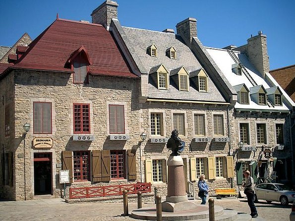 Old Town Quebec Secrets: Private Exploration Game and Tour - Key points to know before you book