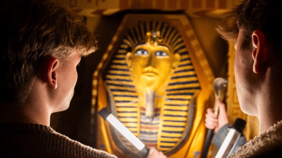 Oslo: Perfect Escape - Fun and exciting Escape Rooms - The Game Master briefing before the clock starts