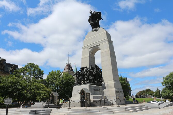 Ottawa Mystery Quest: Self-Guided Detective Adventure - Château Laurier and the Rideau Canal locks