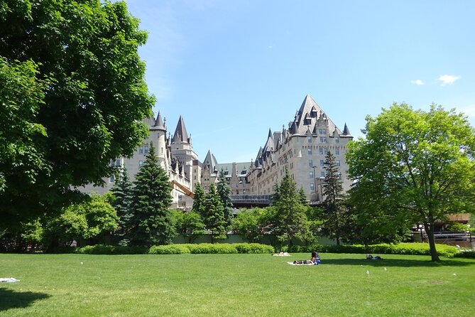 Ottawa Self Guided Walking Tour And Scavenger Hunt - The museum views, Chateau Laurier, and Major’s Hill Park