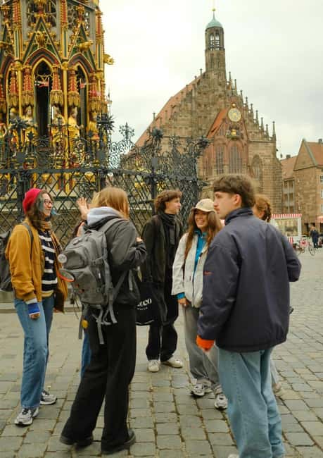 Outdoor Escape Game with Mystery Backpack in Nuremberg: Dürer's Legacy - Group size, language, and pace