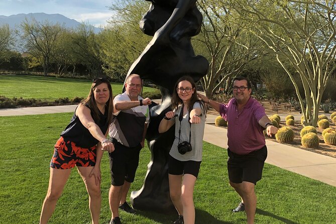 Palm Desert Prowl Scavenger Hunt - Key points to know before booking