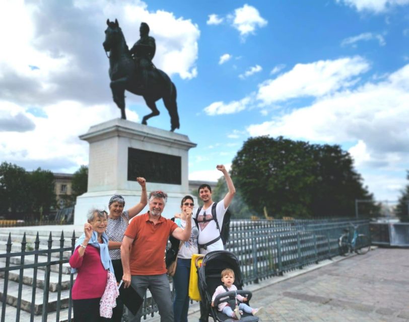 Paris: escape game on Île de la Cité - Walking through the island, one stage at a time