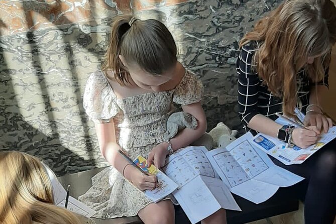 Paris Kids Louvre Treasure Hunt Private Tour - The first minutes inside the Louvre