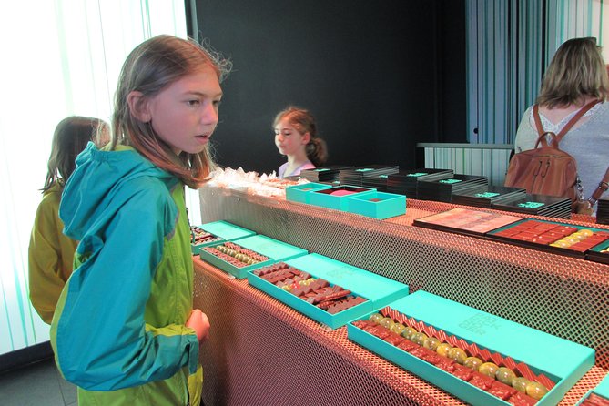 Paris Sweet & Chocolate Family Treasure Hunt - Key points at a glance