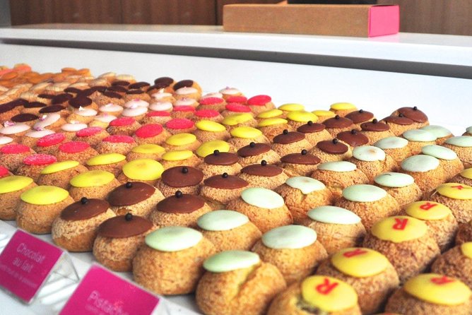 Paris Sweet & Chocolate Family Treasure Hunt - Two chocolate makers and the mousse stop