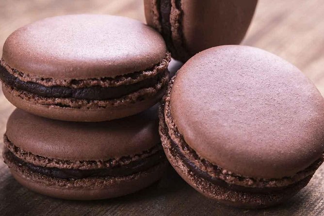 Paris Sweet & Chocolate Family Treasure Hunt - Ending with a drink or Paris ice cream