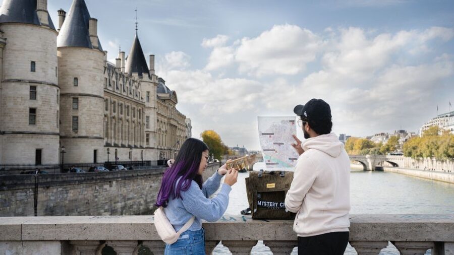 Paris: Treasure Hunt & Walking Tour "Secret Weapon X" - Who will enjoy Secret Weapon X most
