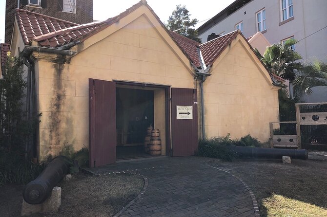 Patriot Escape Charleston Scavenger Hunt and Free Museum - Stop 1: The Powder Magazine sets the tone