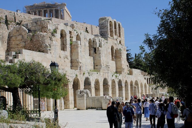 Percy & Medusa: Family Mythology Treasure Hunt & Tour - Starting at Hadrian’s Arch with the gods