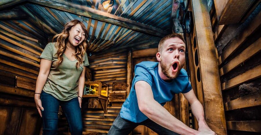 Pigeon Forge: 1-Hour Escape Room Adventure - Should you book the Pigeon Forge escape room?