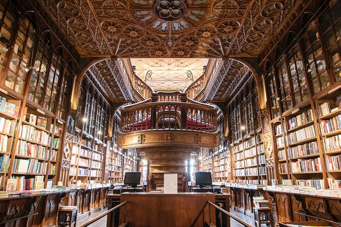 Porto Scavenger Hunt and Sights Self-Guided Tour - Who will enjoy this Porto activity