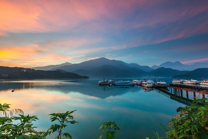 Private 1 Day Sun Moon Lake Escape Tour from Taipei - The long road from Taipei to Sun Moon Lake