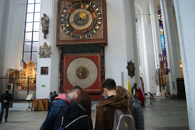 Private 2-Hour Tour with City Game in Gdańsk - The Royal Route and Neptune’s Fountain