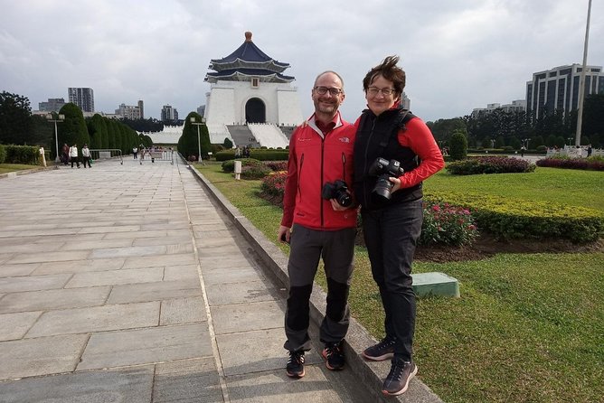 Private Car: 8 Hour Highly Customized Taipei City Exploration! - Key details before you book