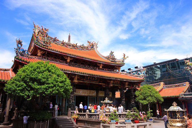 Private Car: 8 Hour Highly Customized Taipei City Exploration! - Taipei Confucius Temple: a calmer stop