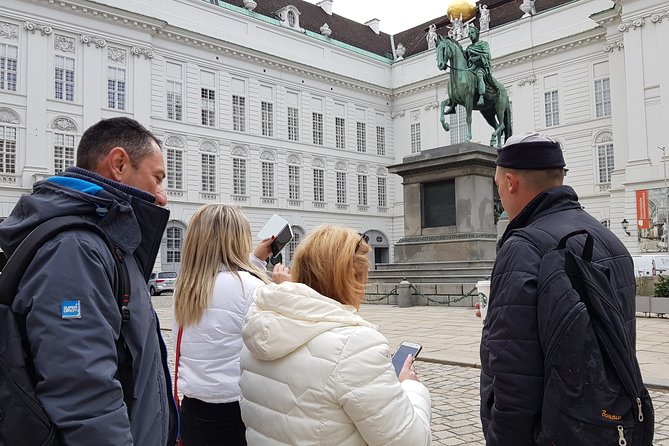 Private City Discovery walk - Historical Treasure hunt - Key points to know before booking