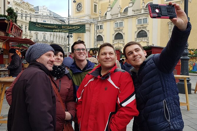 Private City Discovery walk - Historical Treasure hunt - Turning Michaelerplatz into your starting puzzle