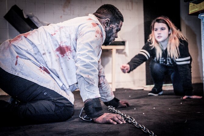Private Escape Room with a Zombie in London - Why the zombie changes the escape-room game