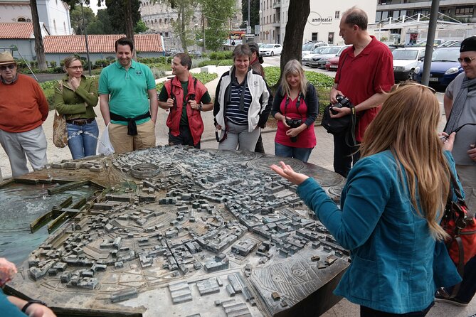 Pula Empire Secrets Exploration Game and Tour - Dom branitelja and an Austro-Hungarian chapter