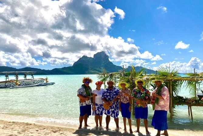 Reef Discovery Private Treasure Hunt - Manta rays and fish gardens bring the story to life