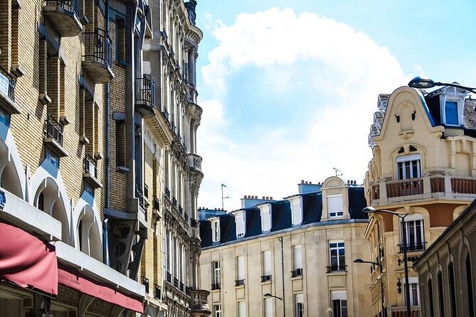Reims Scavenger Hunt and Highlights Self Guided Audio Tour - Reims in eight stops, with a puzzle at every turn