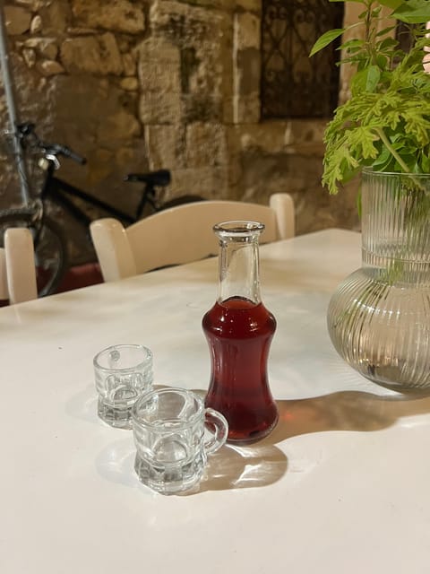 Rethymno Scavenger Hunt: Pirates, Food, Alcohol & Treasures - Who will enjoy this pirate hunt most